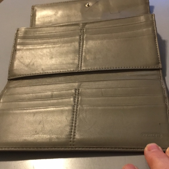Coach Soho Pleated Leather Trifold Gray Wallet - Picture 6 of 10